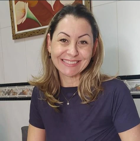Elisângela Zanolli